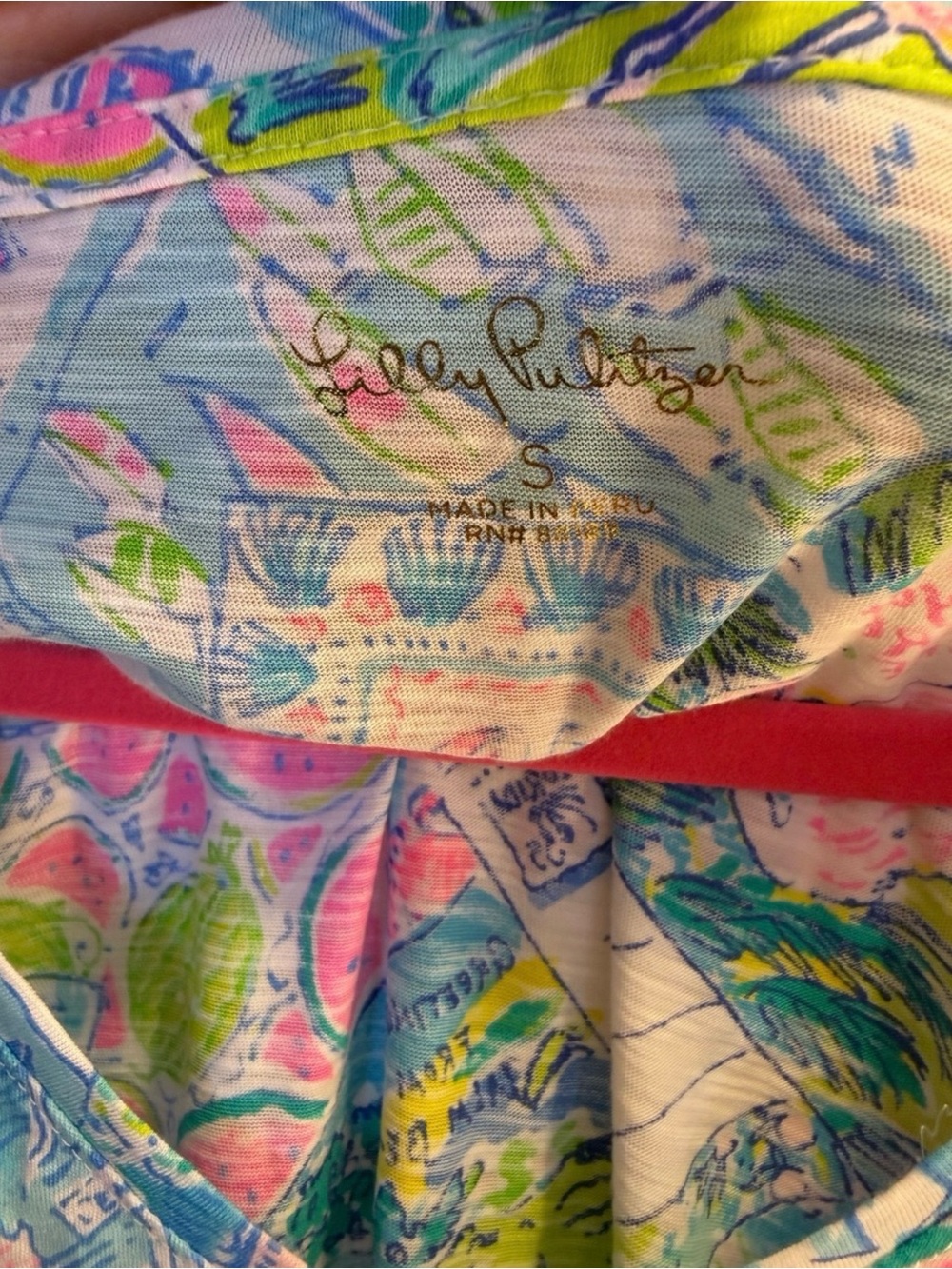 NWT Lilly Pulitzer Etta V-Neck Top in Wish You Were Here Print • Size Small - Picture 6 of 8